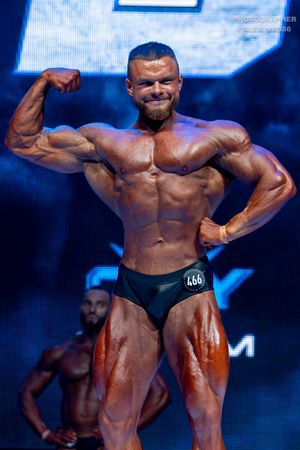 CLASSIC PHYSIQUE +178